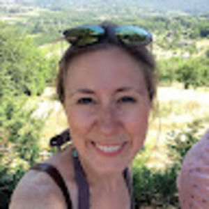 Meet your Posher, Julia